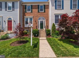6120 Joust Ln, Alexandria, VA 22315