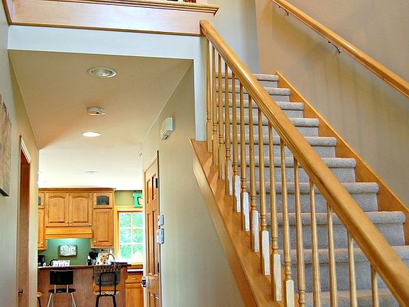 5th image of 593 Whispering Springs Dr