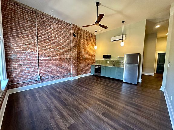2nd image of 116 E 4th Ave #208