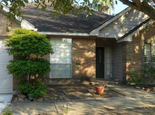 846 Maplewood Falls Ct, Houston, TX 77062