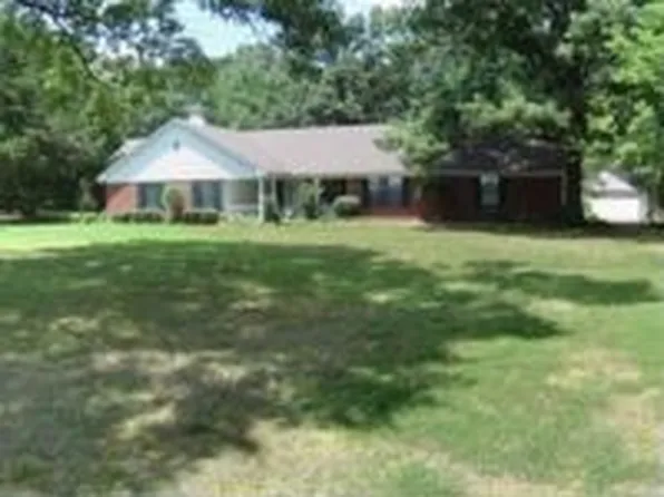 6698 S Hamilton Cir, Olive Branch, MS 38654