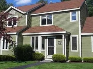 17 Willowood Ln, Scarborough, ME 04074