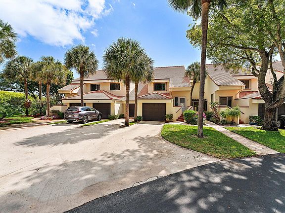 4th image of 403 Sea Oats Drive #E