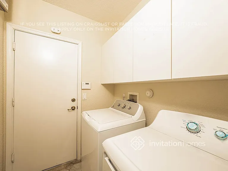 1504 Siena Ln — Photo 15