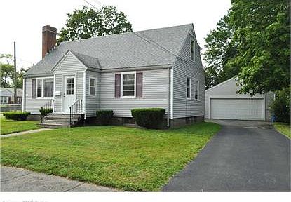 2nd image of 643 Hillside Ave