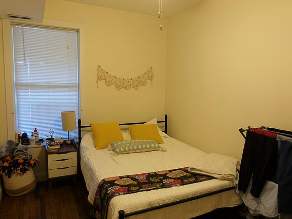 5th image of 2116 N Oakley Ave #3N