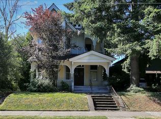 202 NE Graham St UNIT A, Portland, OR 97212