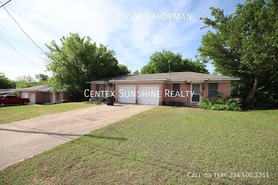 208 W Vardeman Ave #208 W VARDEMAN
