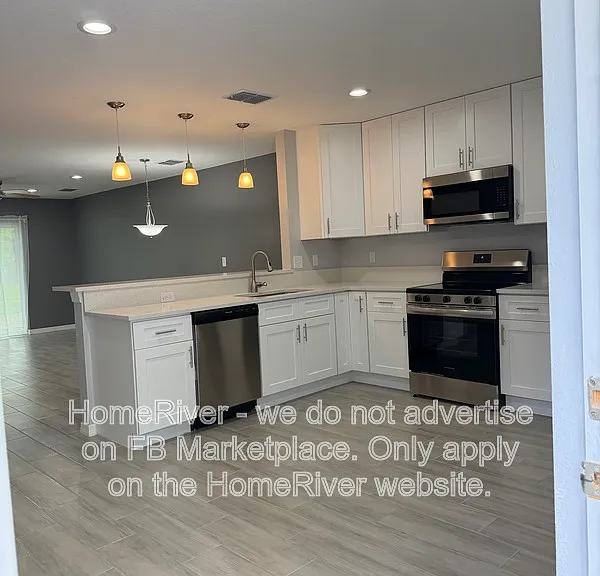 346 NW 24th Ave — Photo 7