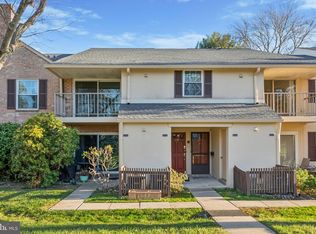 215 Old Forge Xing, Devon, PA 19333