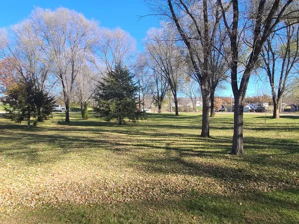 State St, Clermont, IA 52135