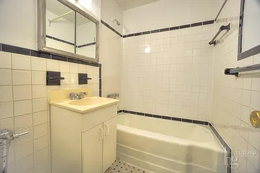 Rented by Hecht Group