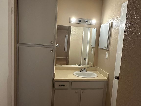 2nd image of 2240 Tarpley Rd APT 431