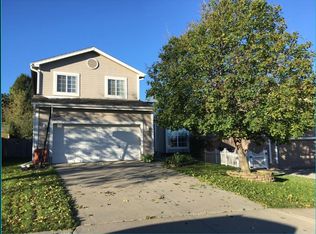 14915 Queens Dr, Omaha, NE 68116