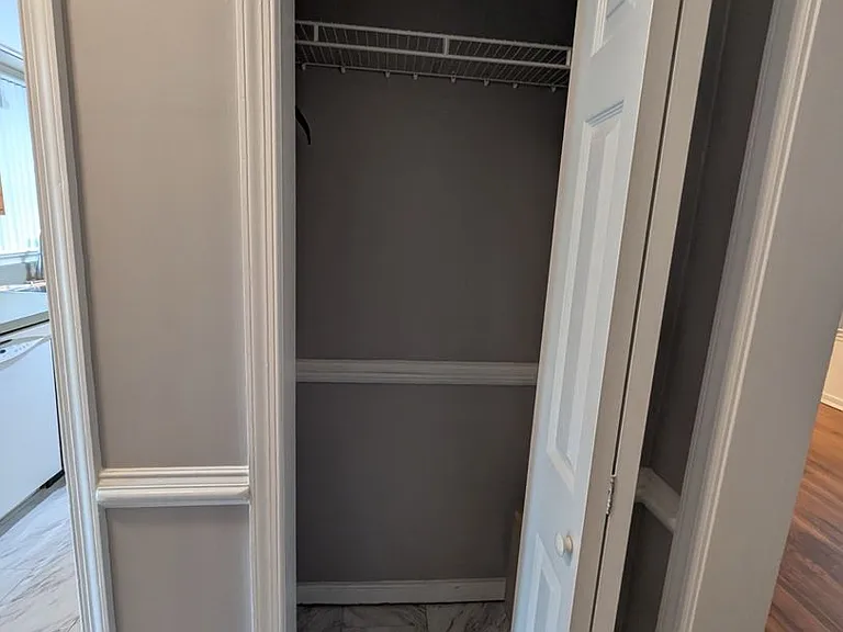 7514 Greengate Dr — Photo 28