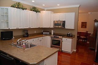 3rd image of 265 Cottonwood Ln