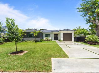 Cambridge Lawns, South Miami, FL 33143