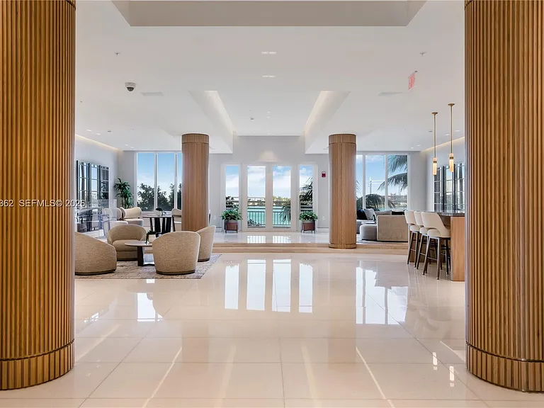 888 Brickell Key Dr #1612 — Photo 4