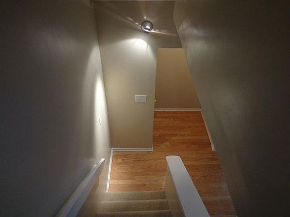 6824 Glenridge - Stairway to 2nd Floor