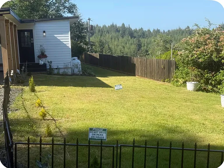 1398 Oregon Ave — Photo 46
