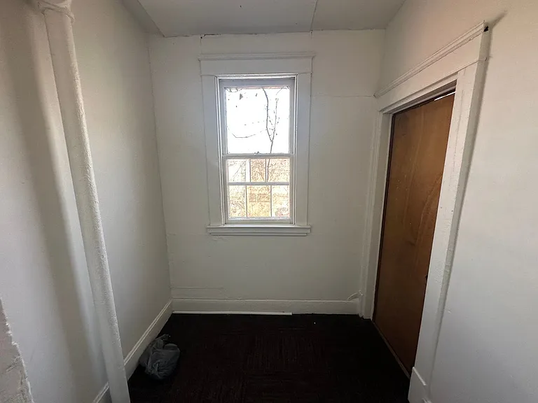 608 Ridgewood Ave — Photo 8