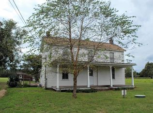 556 Mosquito Point Rd, White Stone, VA 22578