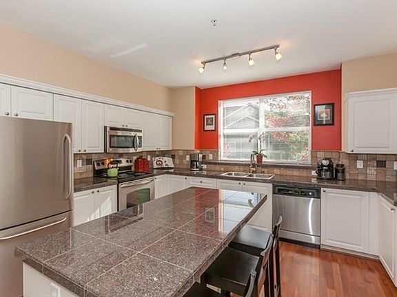 4th image of 3116 164th St SW APT 801