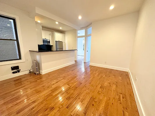 Rented by Camelot Realty Group | media 1