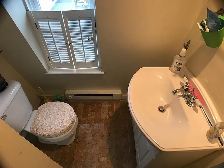 235 Spring St #5 — Photo 8