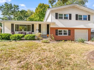 105 Dickinson Rd, Springfield, IL 62704