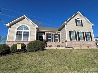 4851 Summerside Dr, Lake Wylie, SC 29710