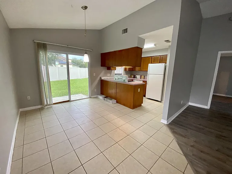 DINNING & KITCHEN