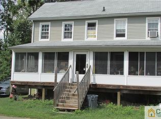 39 5th St, Keyport, NJ 07735