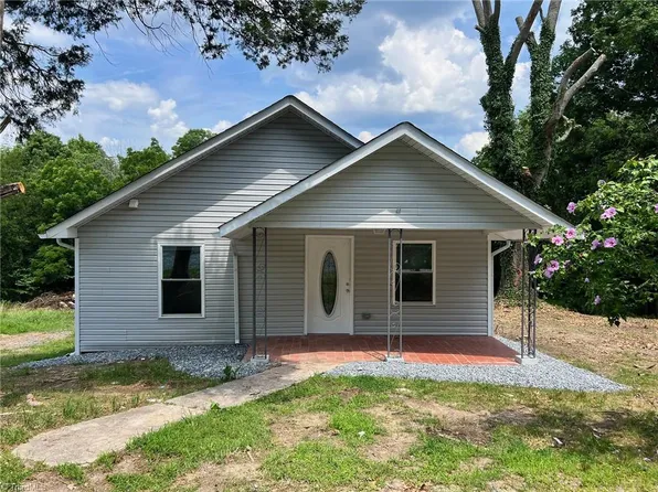 416 Balfour Dr, Salisbury, NC 28147