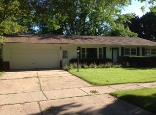 6525 Cooper Ave, Middleton, WI 53562