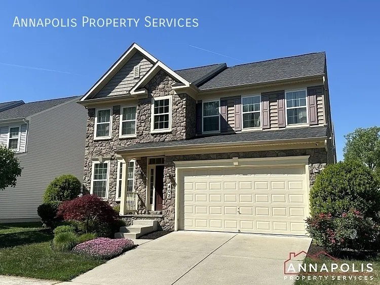 402 Saint Martins Choice Ln — Photo 2