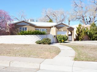 1515 Ridgecrest Dr SE, Albuquerque, NM 87108