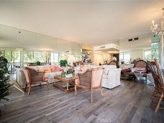 2nd image of 222 Monterey Rd Unit 206