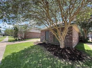 3995 Water Oak Dr, Zachary, LA 70791