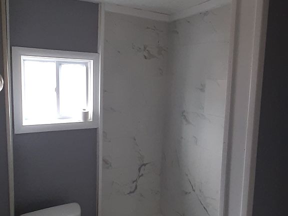 3rd image of 178 Hudson St #2