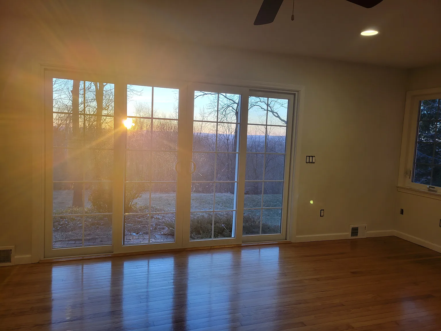 3 bed, 1542 sqft, $3,500 — Photo 3
