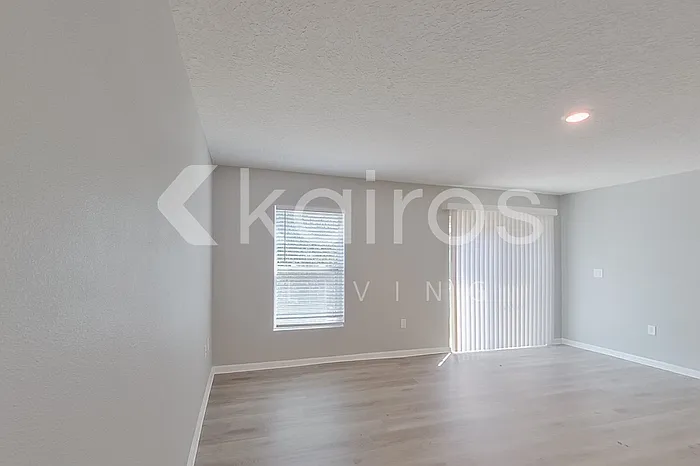 4 bed, 2.0 bath, 1449 sqft, $1,795 — Photo 4