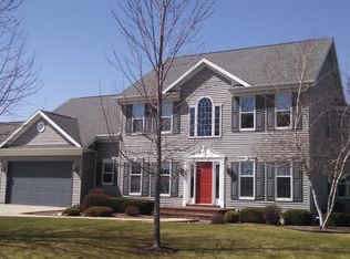 738 Estate Dr, Fond Du Lac, WI 54935