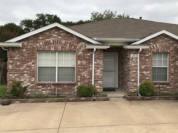 2nd image of 4708 Lee Hutson Ln