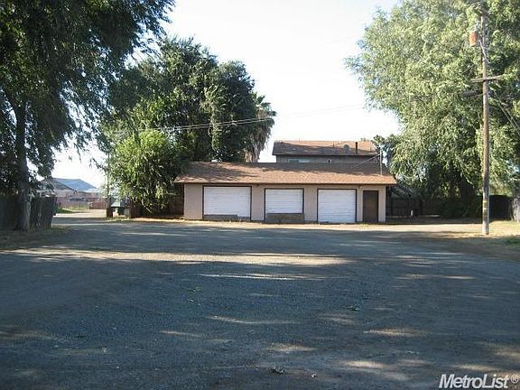 5th image of 2724 W Yosemite Ave