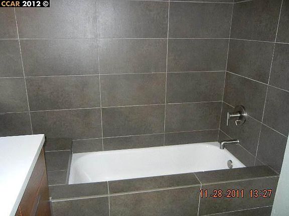 5th image of 4160 Mountain View Ave