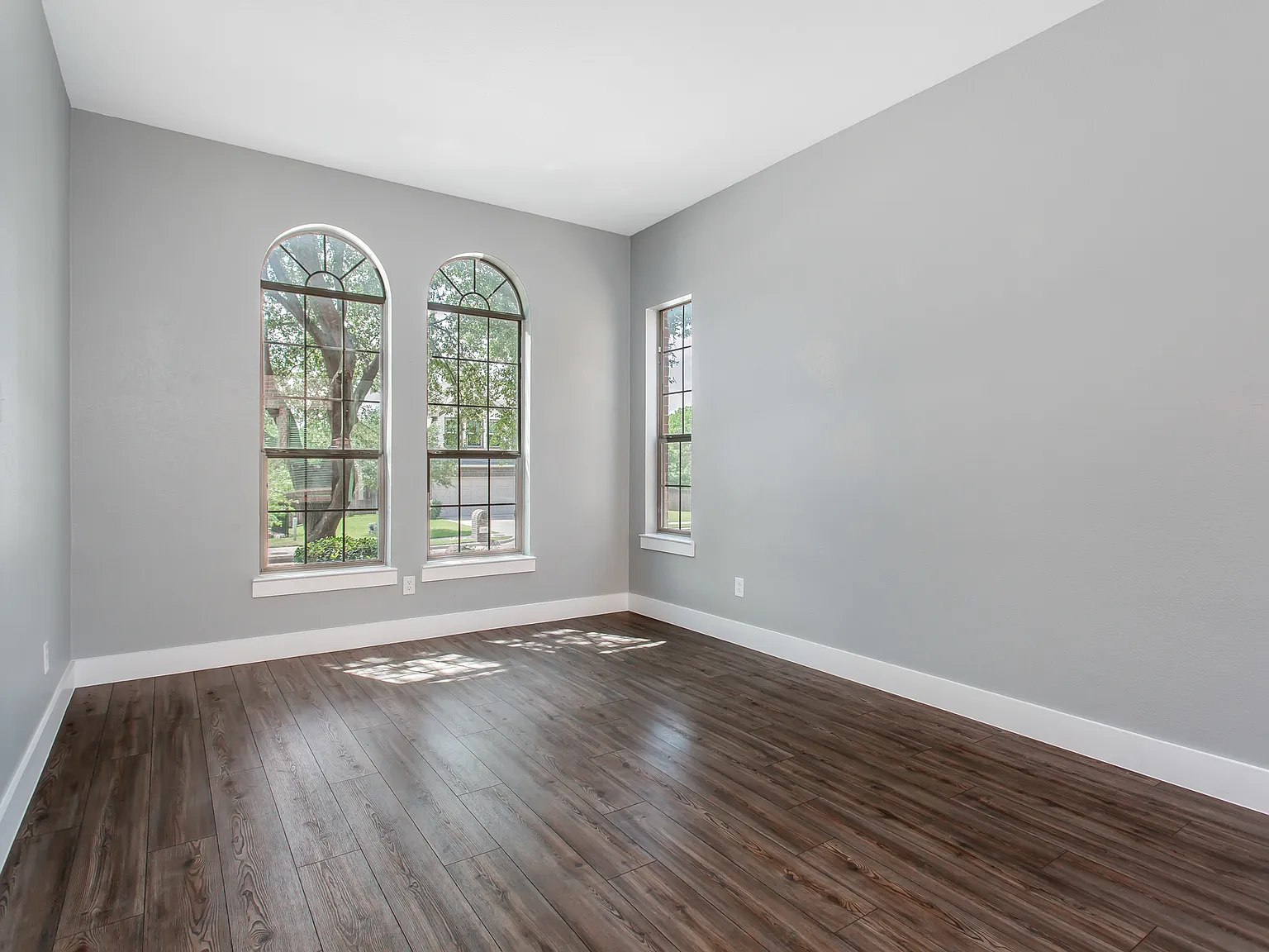 3 bed, 2.5 bath, 3483 sqft, $3,750 — Photo 4