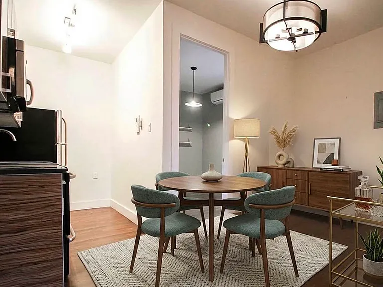 924 Dean St #2FF — Photo 4