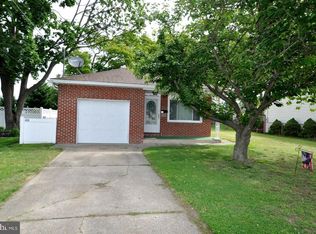 305 Chestnut St, Delran, NJ 08075