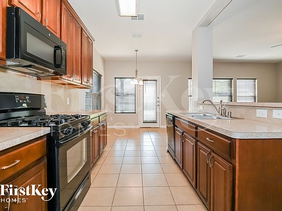 5th image of 3005 Trellis Way
